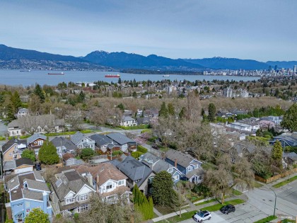 Photo 6 at 4009 W 11th Avenue, Point Grey, Vancouver West