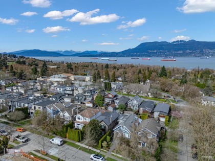 Photo 7 at 4009 W 11th Avenue, Point Grey, Vancouver West