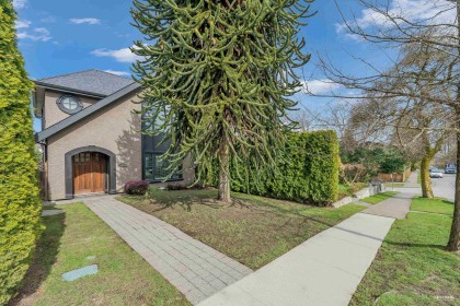 Photo 4 at 4009 W 11th Avenue, Point Grey, Vancouver West