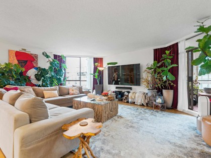 Photo 3 at 1601 - 738 Broughton Street, West End VW, Vancouver West