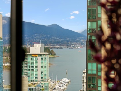 Photo 10 at 1601 - 738 Broughton Street, West End VW, Vancouver West