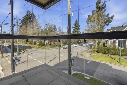 Photo 14 at 201 - 3590 W 39th Avenue, Dunbar, Vancouver West