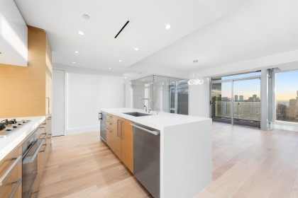 Photo 13 at 2301 - 667 Howe Street, Downtown VW, Vancouver West