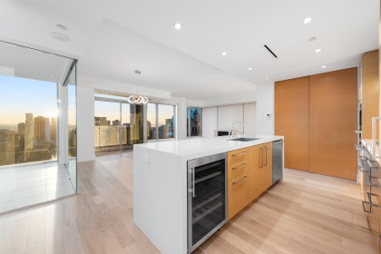 Photo 4 at 2301 - 667 Howe Street, Downtown VW, Vancouver West