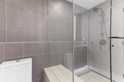 Photo 12 at 202 - 3590 W 39th Avenue, Dunbar, Vancouver West