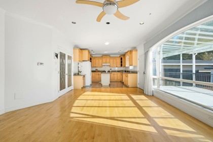 Photo 9 at 213 W 28th Street, Upper Lonsdale, North Vancouver