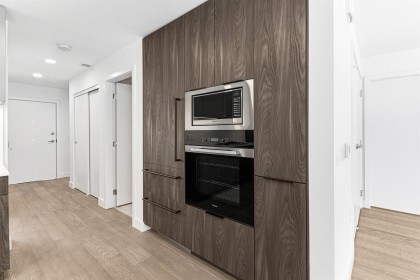 Photo 4 at 203 - 3590 W 39th Avenue, Dunbar, Vancouver West