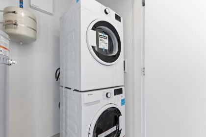 Photo 12 at 303 - 3590 W 39th Avenue, Dunbar, Vancouver West