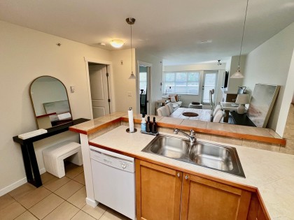 Photo 5 at 408 - 3580 W 41st Avenue, Southlands, Vancouver West