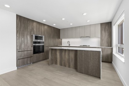 Photo 4 at 307 - 3590 W 39th Avenue, Dunbar, Vancouver West