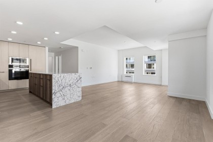 Photo 1 at 301 - 3590 W 39th Avenue, Dunbar, Vancouver West