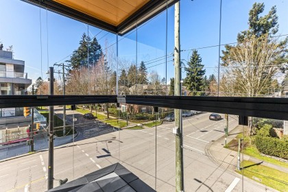 Photo 18 at 301 - 3590 W 39th Avenue, Dunbar, Vancouver West