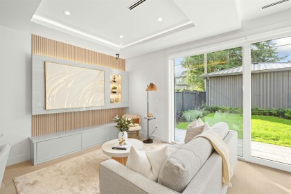 Photo 4 at 2 - 3466 W 22nd Avenue, Dunbar, Vancouver West