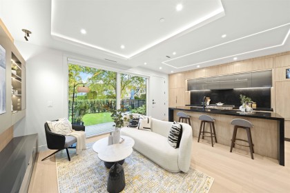 Photo 8 at 1 - 3466 W 22nd Avenue, Dunbar, Vancouver West