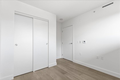 Photo 10 at 304 - 3590 W 39th Avenue, Dunbar, Vancouver West