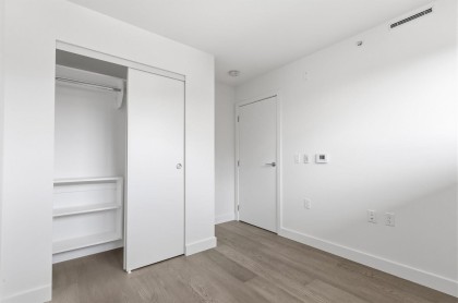 Photo 11 at 304 - 3590 W 39th Avenue, Dunbar, Vancouver West