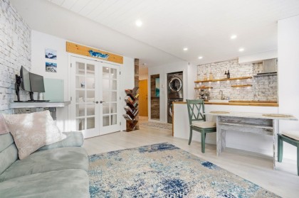 Photo 3 at 202 - 1199 Seymour Street, Downtown VW, Vancouver West