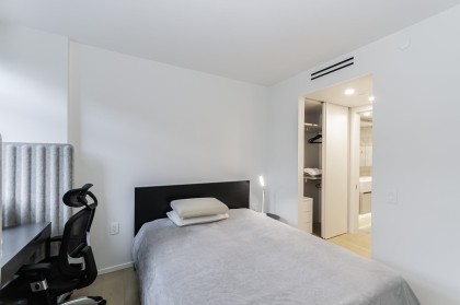 Photo 4 at 606 - 889 Pacific Street, Downtown VW, Vancouver West