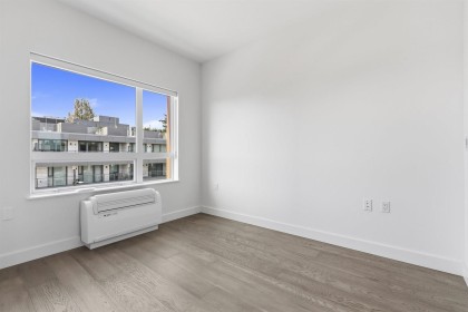 Photo 10 at 306 - 3590 W 39th Avenue, Dunbar, Vancouver West