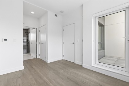 Photo 11 at 306 - 3590 W 39th Avenue, Dunbar, Vancouver West