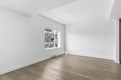 Photo 7 at 309 - 3590 W 39th Avenue, Dunbar, Vancouver West