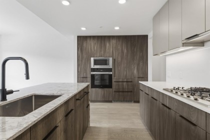 Photo 5 at 309 - 3590 W 39th Avenue, Dunbar, Vancouver West