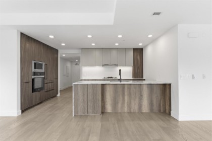 Photo 4 at 309 - 3590 W 39th Avenue, Dunbar, Vancouver West