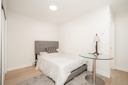 Photo 12 at 4 - 115 W Queens Road, Upper Lonsdale, North Vancouver