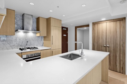 Photo 6 at 611 - 455 Sw Marine Drive, Marpole, Vancouver West