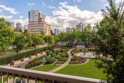 Photo 2 at 406 - 1740 Comox Street, West End VW, Vancouver West