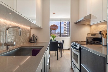 Photo 13 at 406 - 1740 Comox Street, West End VW, Vancouver West