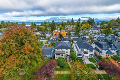 Photo 6 at 3765 W 3rd Avenue, Point Grey, Vancouver West