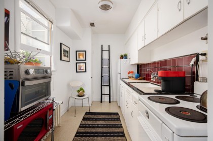 Photo 17 at 303 - 1565 Burnaby Street, West End VW, Vancouver West