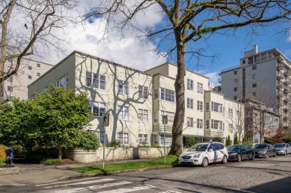 Photo 3 at 303 - 1565 Burnaby Street, West End VW, Vancouver West