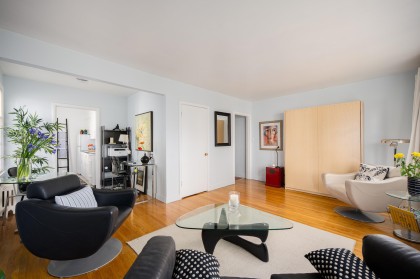 Photo 8 at 303 - 1565 Burnaby Street, West End VW, Vancouver West