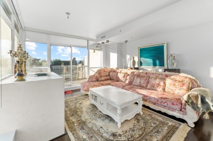 Photo 10 at 502 - 6080 Iona Drive, University VW, Vancouver West