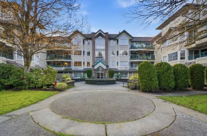 Photo 19 at 106 - 3670 Banff Court, Northlands, North Vancouver