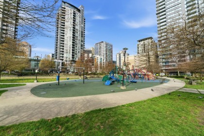 Photo 23 at 1707 - 1082 Seymour Street, Downtown VW, Vancouver West