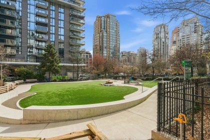 Photo 24 at 1707 - 1082 Seymour Street, Downtown VW, Vancouver West