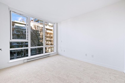 Photo 5 at 404 - 1690 W 8th Avenue, Fairview VW, Vancouver West