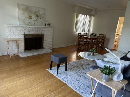 Photo 3 at 3514 W 8th Avenue, Kitsilano, Vancouver West