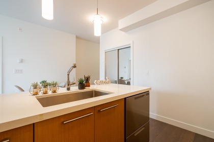 Photo 8 at 310 - 5325 West Boulevard, Kerrisdale, Vancouver West