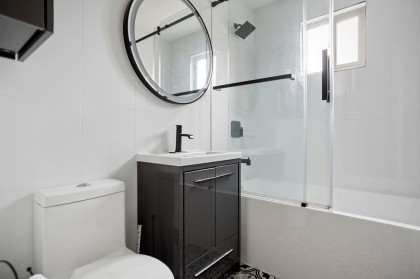 Photo 17 at 213 - 1940 Barclay Street, West End VW, Vancouver West