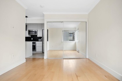 Photo 11 at 213 - 1940 Barclay Street, West End VW, Vancouver West