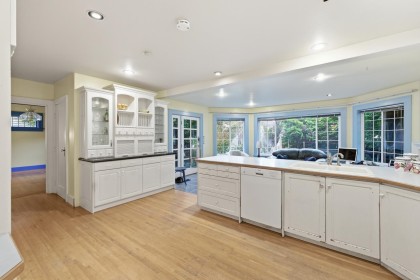 Photo 9 at 3775 W 35th Avenue, Dunbar, Vancouver West