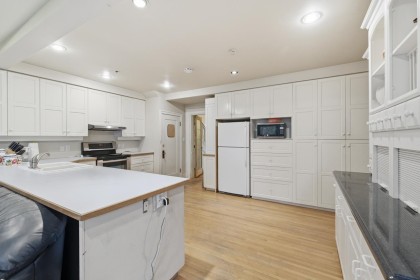 Photo 10 at 3775 W 35th Avenue, Dunbar, Vancouver West