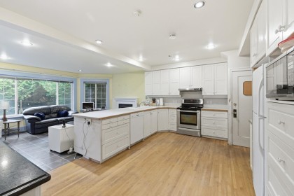 Photo 8 at 3775 W 35th Avenue, Dunbar, Vancouver West