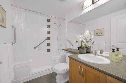 Photo 19 at 110 - 2263 Redbud Lane, Kitsilano, Vancouver West