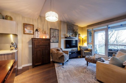 Photo 12 at 208 - 1616 Columbia Street, False Creek, Vancouver West