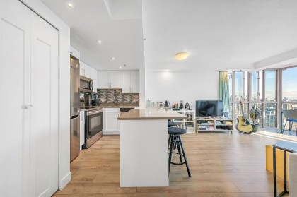 Photo 2 at 2404 - 1188 Howe Street, Downtown VW, Vancouver West